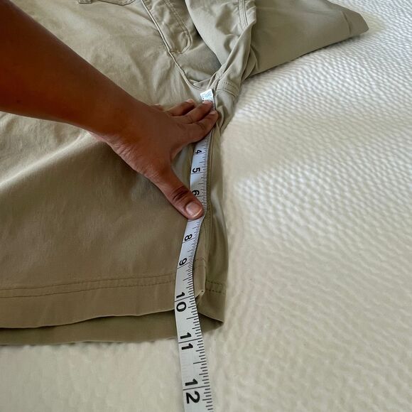 Eddie Bauer Travex Men's Tan Khaki Back Zipper Pockets Pant Shorts Size 38 - Picture 9 of 9